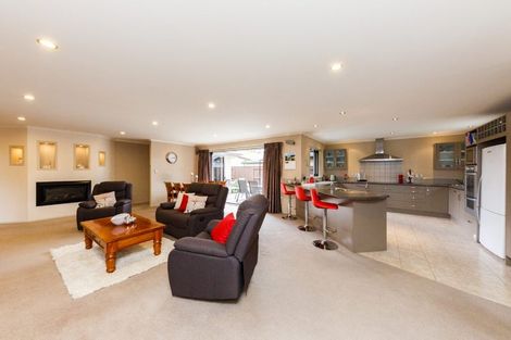 Photo of property in 12 Rodeo Drive, Kelvin Grove, Palmerston North, 4414