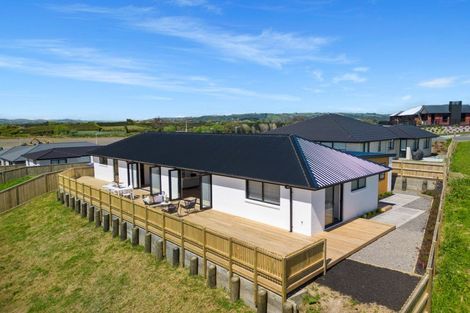 Photo of property in 45 Ridge Drive, Omokoroa, 3114