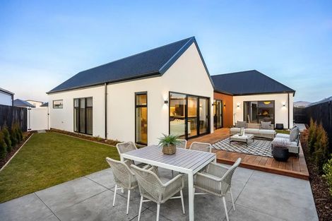 Photo of property in 4 Eyles Street, Marshland, Christchurch, 8083