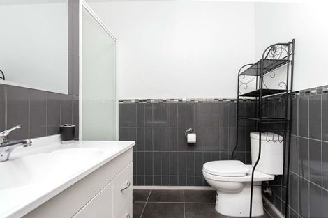 Photo of property in 9g Crohane Place, Addington, Christchurch, 8024