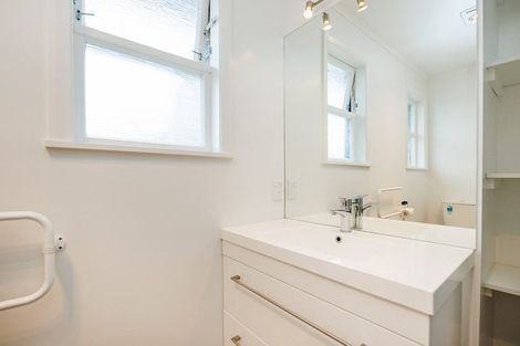 Photo of property in 6 Churchill Avenue, Feilding, 4702