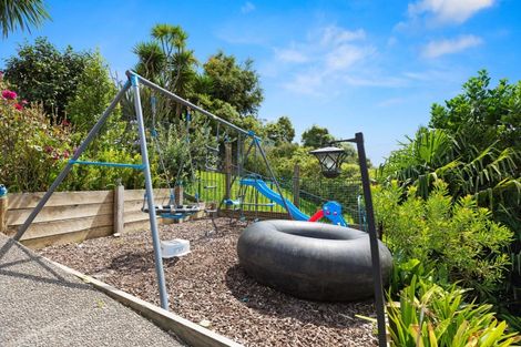 Photo of property in 28 Owen Place, Omokoroa, 3114