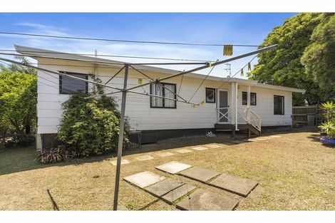 Photo of property in 2/6 Kimdale Place, Totara Heights, Auckland, 2105