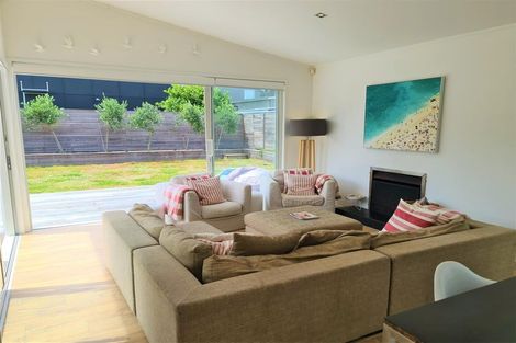 Photo of property in 148 Sands Crescent, Matarangi, Whitianga, 3592