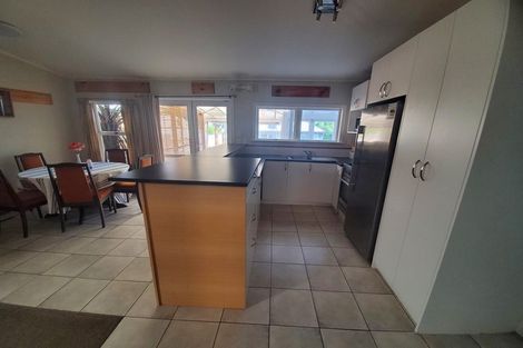 Photo of property in 18 Somerset Avenue, Newtown, Wellington, 6021