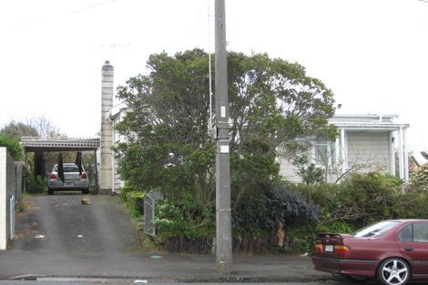 Photo of property in 14 Morley Street, New Plymouth, 4310