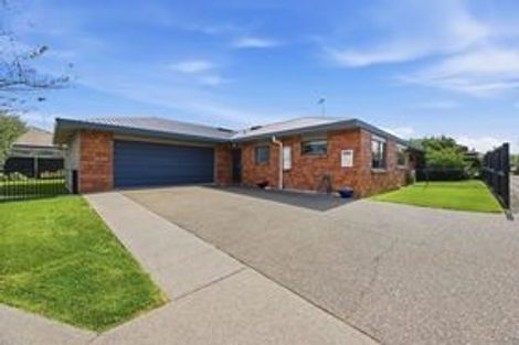 Photo of property in 26 Manor Park Drive, Pyes Pa, Tauranga, 3112