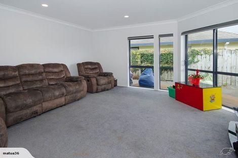 Photo of property in 31 Corinth Grove, Papamoa Beach, Papamoa, 3118