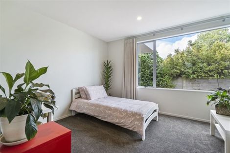 Photo of property in 19a Peter Terrace, Castor Bay, Auckland, 0620