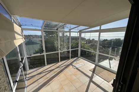 Photo of property in 16 Pounamu Place, Shelly Park, Auckland, 2014