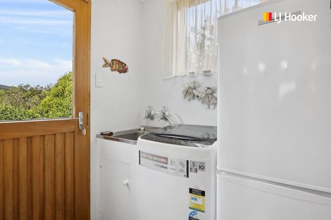 Photo of property in 2d Rennie Street, Green Island, Dunedin, 9018