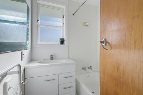 Photo of property in 83 Sunset Road, Mangakakahi, Rotorua, 3015