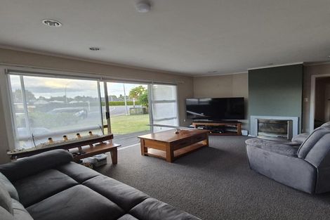 Photo of property in 1 Winning Terrace, Dinsdale, Hamilton, 3204