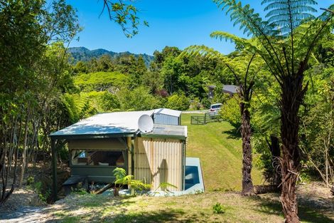 Photo of property in 7104 Kenepuru Road, Raetihi, Marlborough Sounds, 7282
