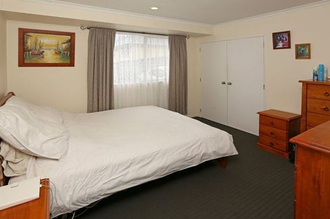 Photo of property in 49a Forest Hill Road, Henderson, Auckland, 0612