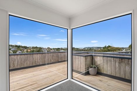 Photo of property in 29 Gledstane Road, Stanmore Bay, Whangaparaoa, 0932