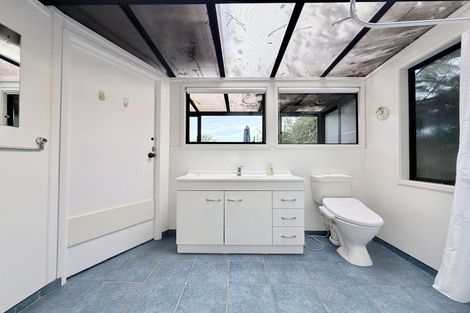 Photo of property in 2/14 Taharoto Road, Takapuna, Auckland, 0622