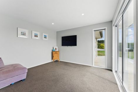 Photo of property in 23 Nicholson Drive, Kaitoke, Whanganui, 4572