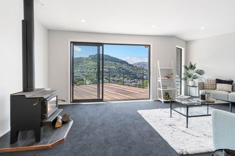 Photo of property in 28 Ticehurst Road, Lyttelton, 8082