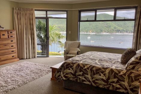 Photo of property in 8 Marina View, Waikawa, Picton, 7281