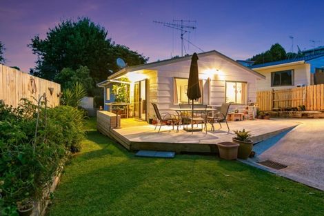 Photo of property in 10b Resolution Road, Welcome Bay, Tauranga, 3112