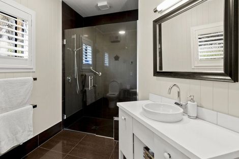 Photo of property in 361 Tucker Beach Road, Queenstown Hill, Queenstown, 9371