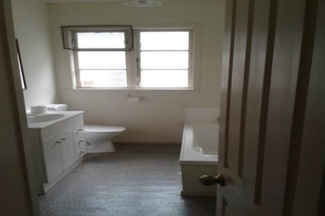 Photo of property in 475 Featherston Street, Palmerston North, 4414