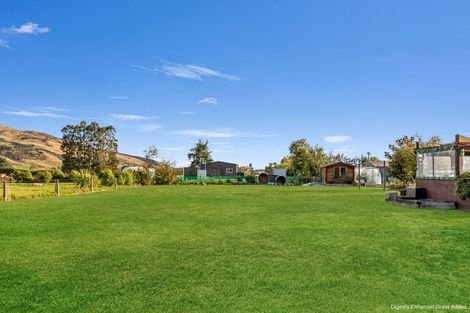 Photo of property in 10 Westoe Street, Waikaia, 9778