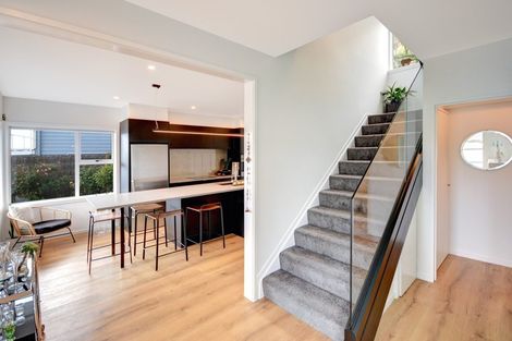 Photo of property in 68 Doon Street, Vauxhall, Dunedin, 9013