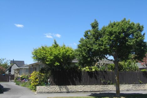 Photo of property in 1/38 Oldwood Street, Bishopdale, Christchurch, 8053