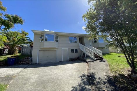 Photo of property in 21 Caribbean Drive, Unsworth Heights, Auckland, 0632