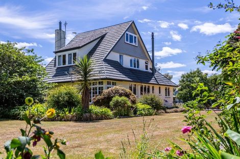 Photo of property in 569 Maunga Road, Dannevirke, 4976