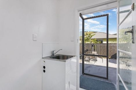 Photo of property in 2/262a Centaurus Road, Hillsborough, Christchurch, 8022