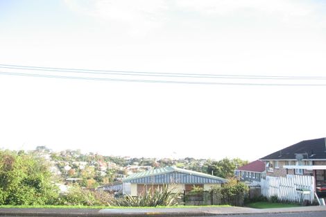 Photo of property in 1/48a Mellons Bay Road, Mellons Bay, Auckland, 2014