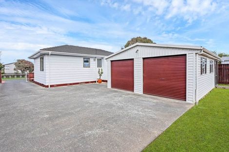 Photo of property in 5 Burundi Avenue, Clendon Park, Auckland, 2103