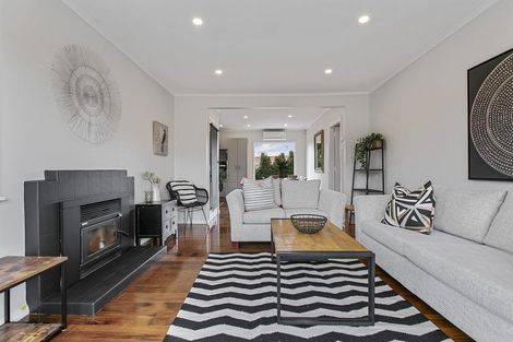 Photo of property in 1/74 Sutton Crescent, Papakura, 2110