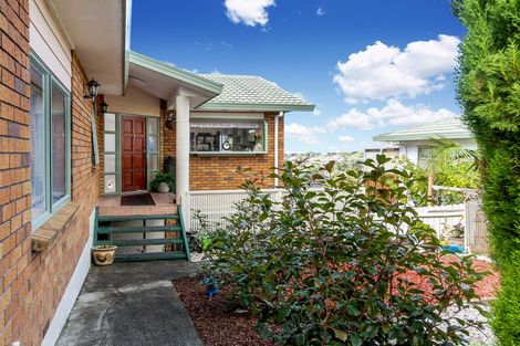 Photo of property in 81 Garton Drive, Massey, Auckland, 0614