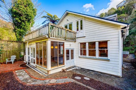 Photo of property in 42 Devon Street, Aro Valley, Wellington, 6021
