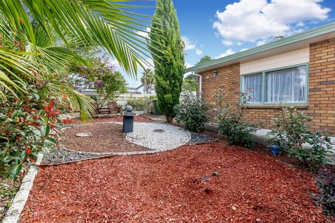 Photo of property in 81 Garton Drive, Massey, Auckland, 0614