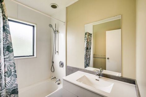 Photo of property in 25 Windsor Terrace, Taradale, Napier, 4112