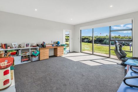Photo of property in 74 Crozier Drive, Kirwee, Darfield, 7571