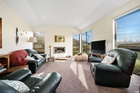 Photo of property in 10 Ruby Ridge, Wanaka, 9305