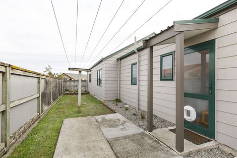 Photo of property in 102 Roberts Line, Kelvin Grove, Palmerston North, 4414