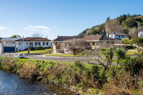 Photo of property in 16 Avon Terrace, The Wood, Nelson, 7010