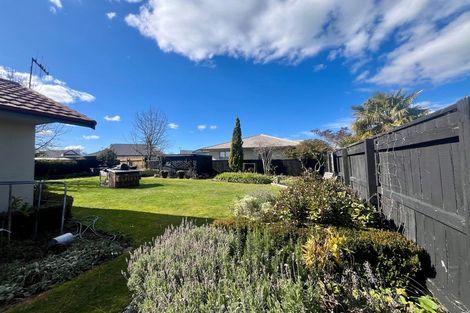 Photo of property in 7 Belgrove Drive, Waipukurau, 4200