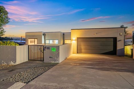 Photo of property in 91 Endeavour Drive, Whitby, Porirua, 5024