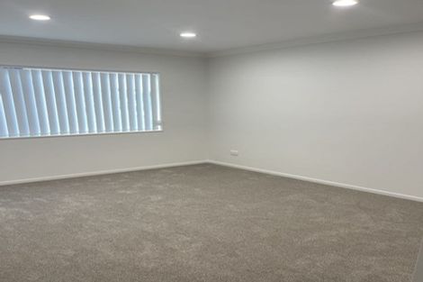 Photo of property in 12b Wycherley Drive, Bucklands Beach, Auckland, 2014