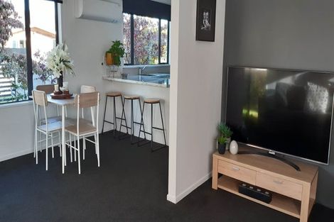 Photo of property in 22a Clutha Street, Alexandra, 9320