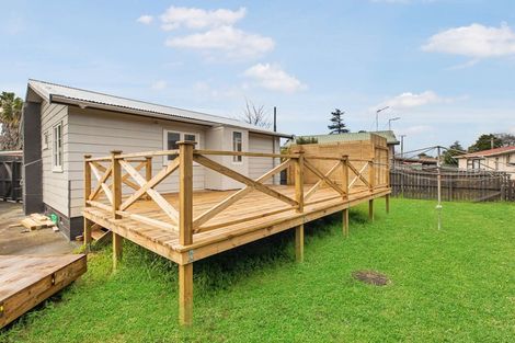 Photo of property in 51 Weymouth Road, Manurewa, Auckland, 2102