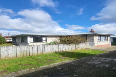 Photo of property in 13 Rogers Road, Manurewa, Auckland, 2102
